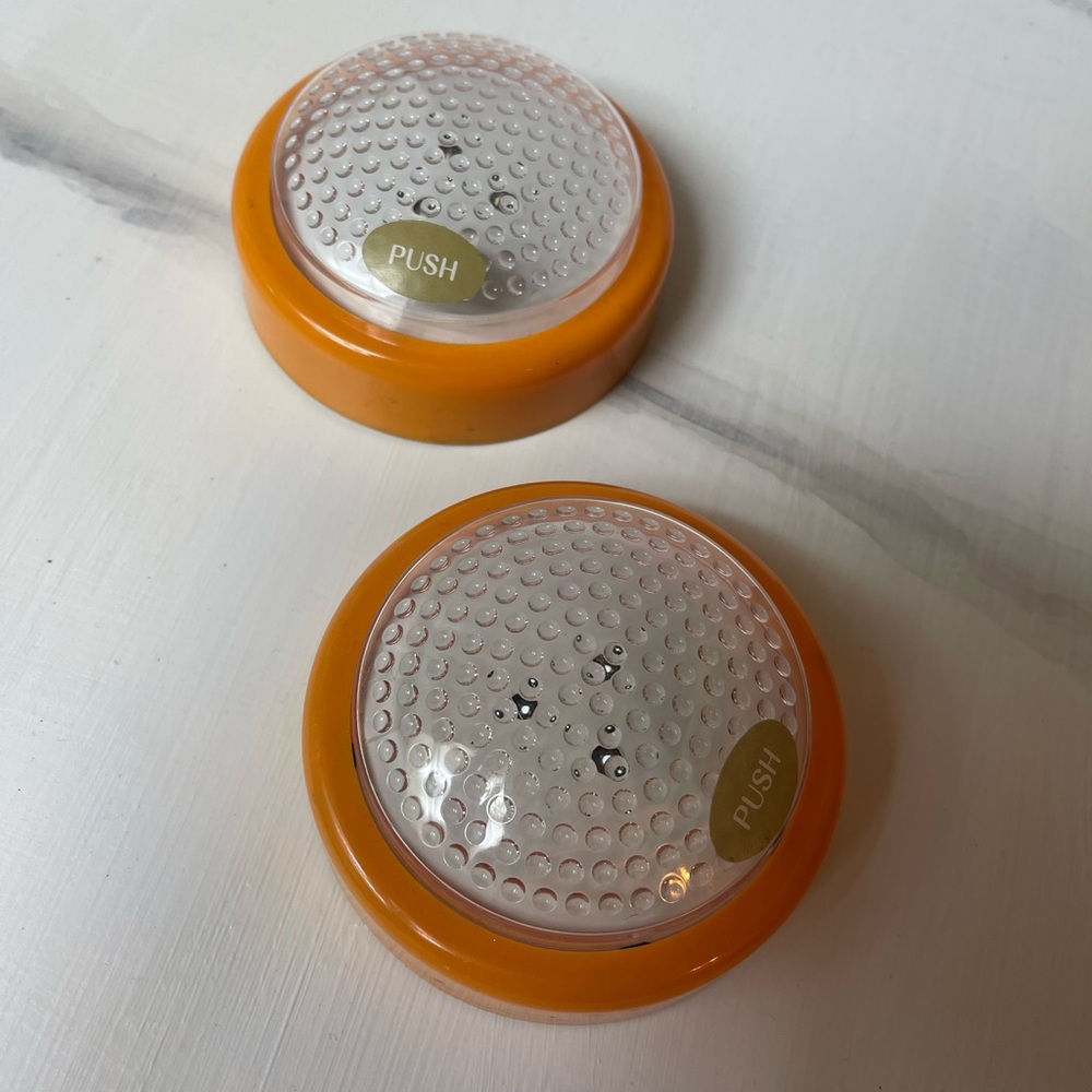 Set of 2 led battery operated step touch push lights working!